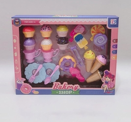 Набор посуды в коробке. 