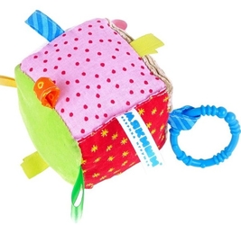 Игрушка Кубик с петельками