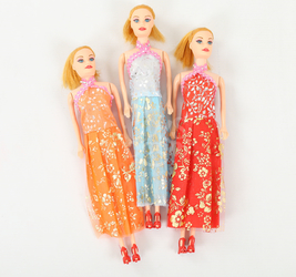 Кукла в пакете.