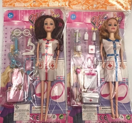 Кукла с аксессуарами.