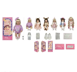 Кукла с аксессуарами.